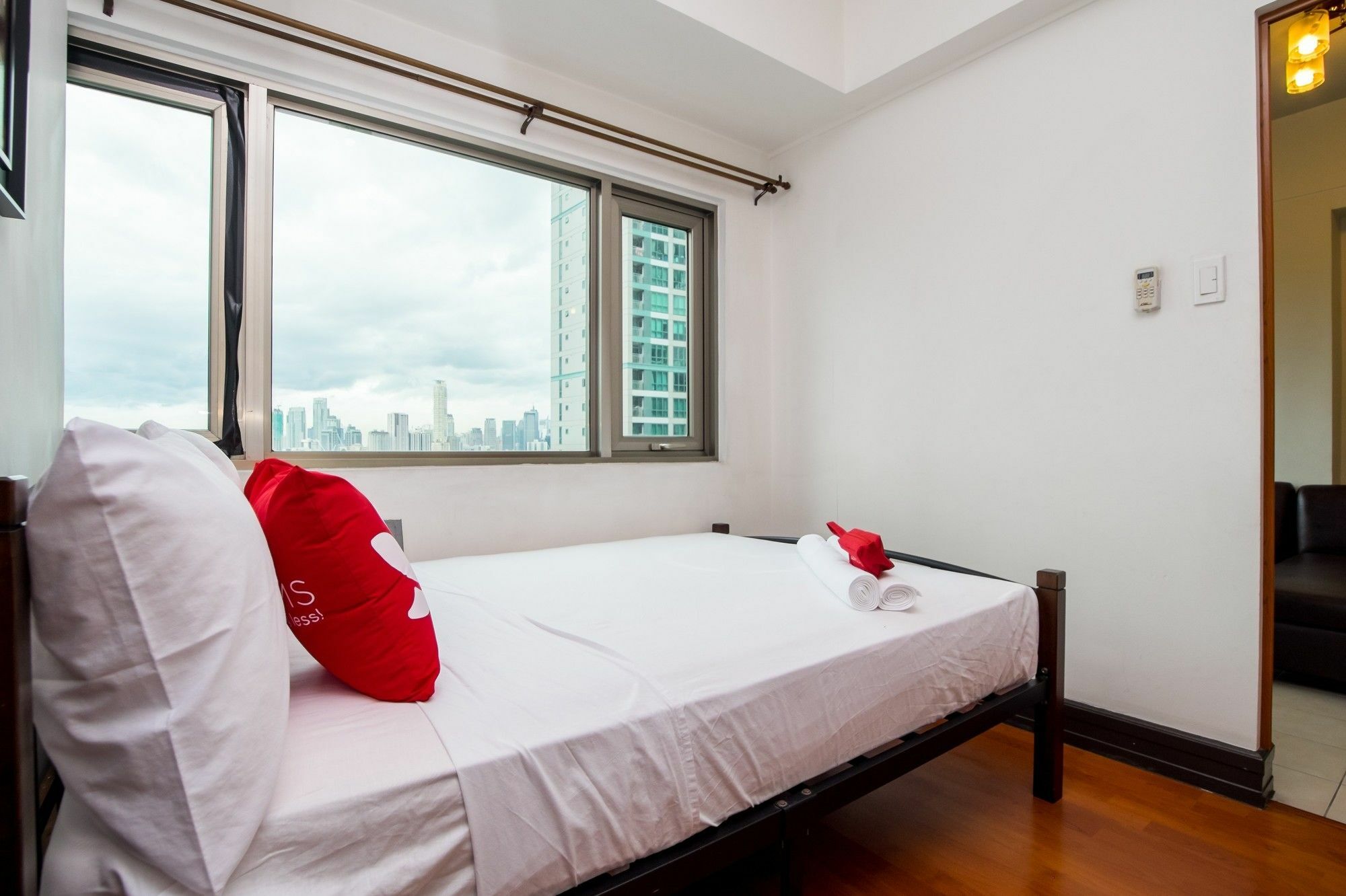 Zen Home Forbeswood Parklane Bgc تاغويغ المظهر الخارجي الصورة