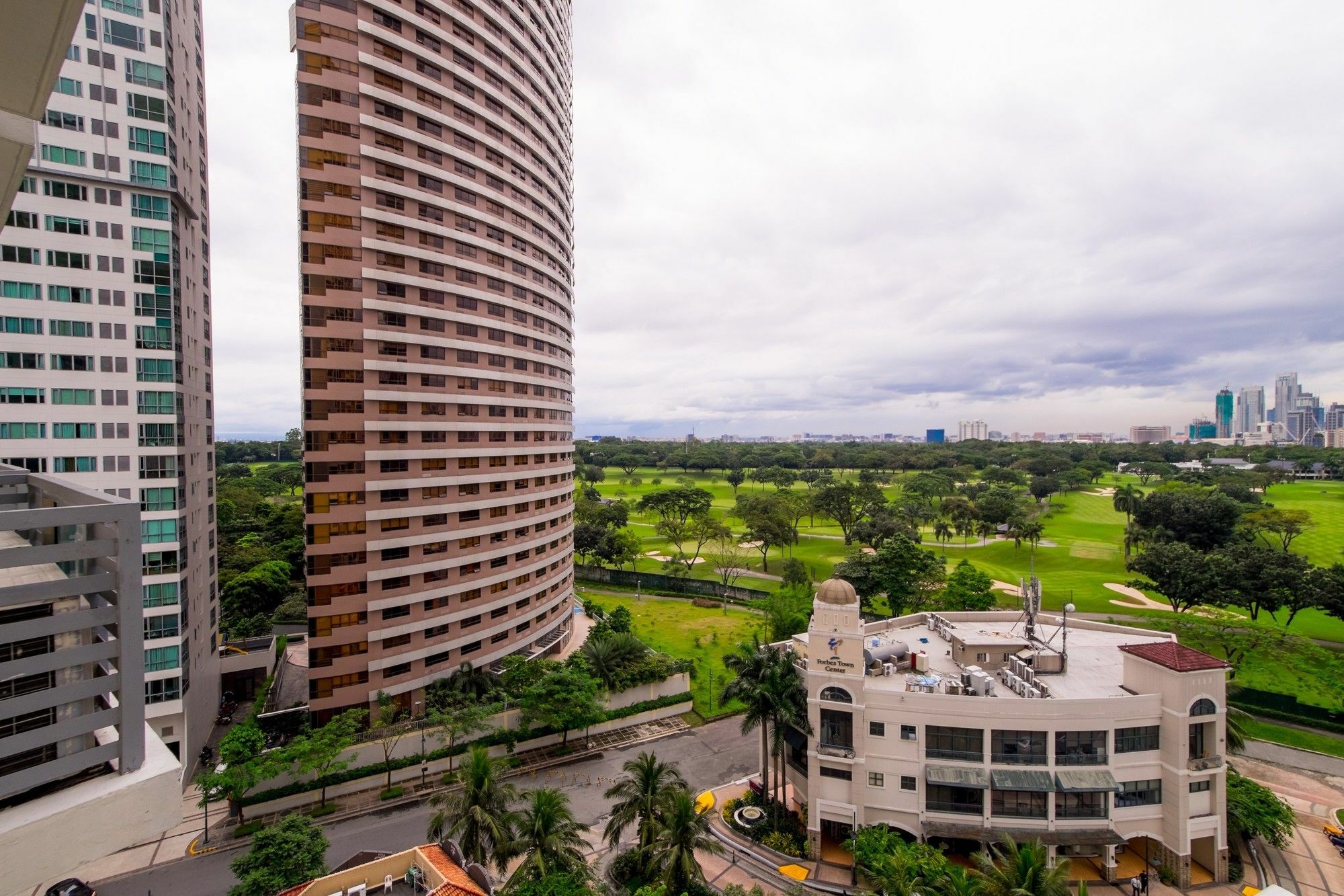Zen Home Forbeswood Parklane Bgc تاغويغ المظهر الخارجي الصورة